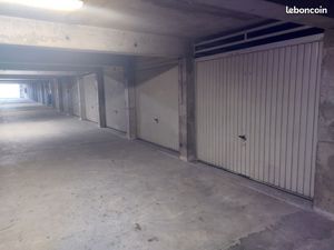 Garage fermé