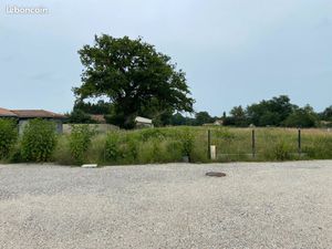 Terrain 380 m² Preignac