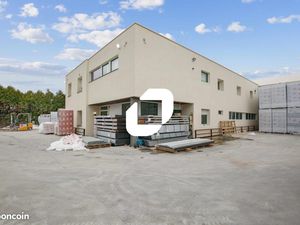 Local d'activité 1 002 m²