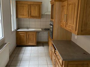 T4 hyper centre Charleville