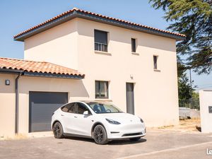 Maison neuve individuelle