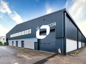 Local d'activité 2 504 m²