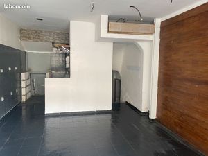 A louer local commercial avignon intra muros