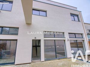 Loft/atelier/surface 5 pièces 171 m²