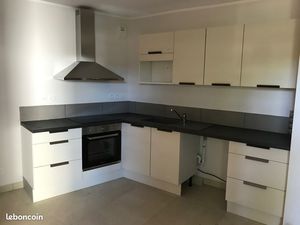 T4 lumineux avec balcon et box double – Lyon 9ᵉ St Rambert