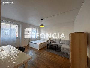 Studio 1 pièce 35 m²