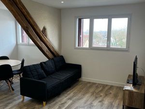 À louer appartement meublé au 2ème étage