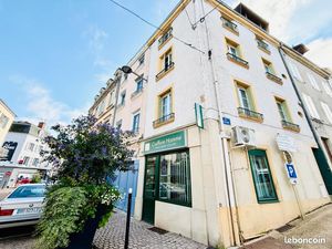 Immeuble 3 pièces 95 m²