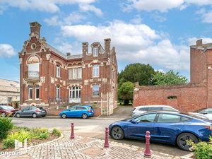 Maison 9 pièces 193 m²