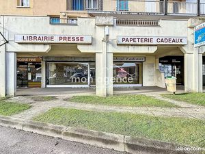 Local commercial 90 m² Boos