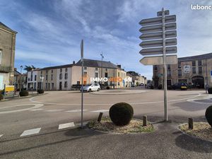 Local 80 m² Mortagne-sur-Sèvre