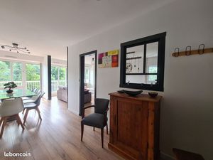 Grand t3/t4 refait a neuf