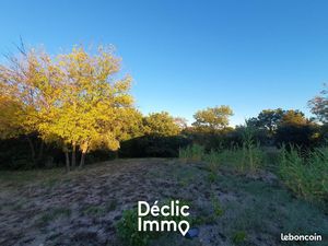 Terrain 1 390 m² Neffies