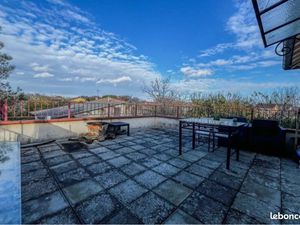 Apparemment T5 avec terrasse