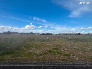 Terrain 890 m² Aiguillon