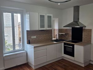 Joli P4 ensolleillé intra muros sans vis à vis  climatisation