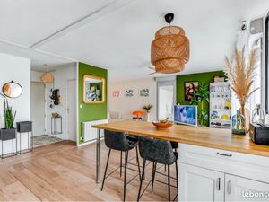 T3 dernier étage - 65m2 - Balcon - Parking couvert - POUVOURVILLE