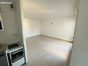 Studio 1 pièce 35 m²