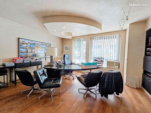 5 pièces 4 chambres 133 08 m²