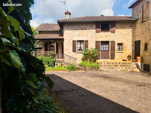 Maison 2 pièces 77 m²