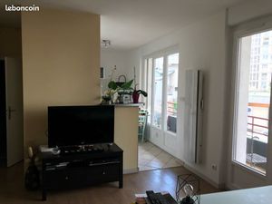 Grand Studio meublé