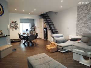 Appartement duplex T4 – 101 m² – Véranda  terrasse et cave – Centre-ville