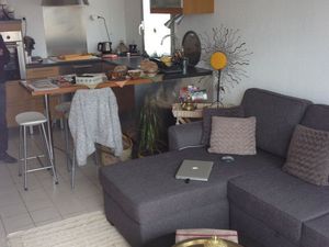 Nîmes centre – Rare : grande terrasse plein Sud + clim + garage – 2 chambres