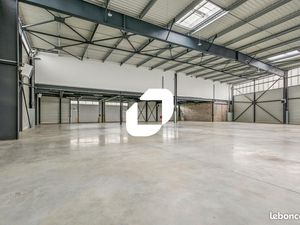 Local d'activité 545 m²