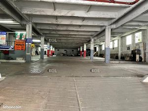 Local d'activité 800 m²