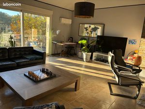 Grande maison en cours de rénovation