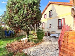 Maison 8 pièces 130 m²