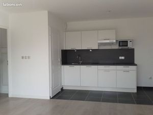 Loue appartement 2 chambres centre Wasquehal 1075 charges comprises