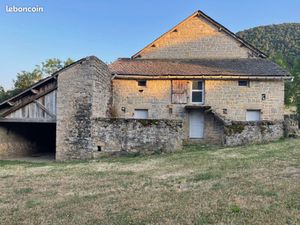 Ferme et annexes
