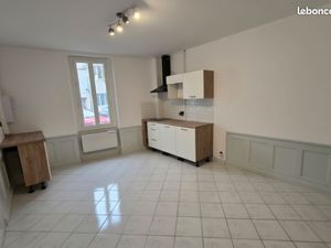 Appartement T2 avec patio refait à neuf
