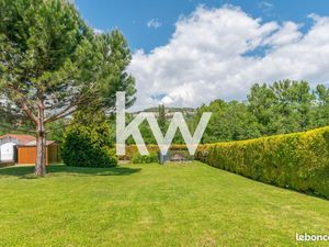 Terrain 800 m² Veyre Monton