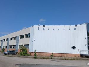 Local d’activité À LOUER : 282 m² (dont 240 m² de dépôt avec 6m d'hauteur) – Val-de-Reuil