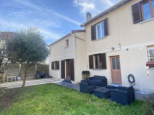 Charmante maison de 105 m² à deux pas de la Seine – Entièrement rénovée et proche toutes c