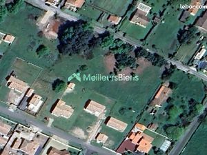 Terrain 1 210 m² Talais