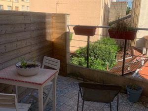 T2 refait à neuf Monplaisir