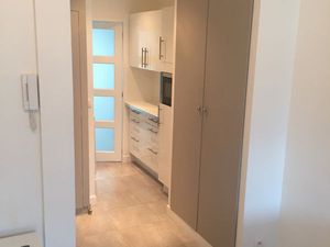 STUDIO Traversant 23 m2 refait à neuf - 6 ème  Ascenseur - Villiers / Maréchal Juin- Paris