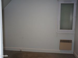 Bureau disponible 12 m2