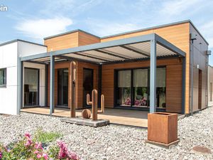 Bureaux modernes 300 m² – Forte visibilité – Dole