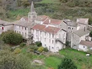 Maison 40 pièces 1490 m²