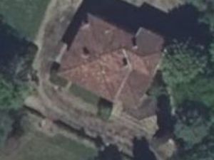 Maison aux trois cyprès