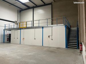 Local d'activité 1 010 m²