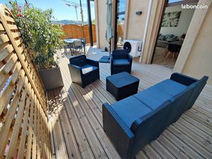 T3 85m² comme neuf avec très grande terrasse et parking