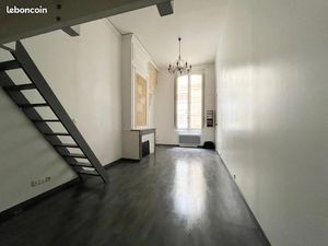 Studio 1 pièce 35 m²