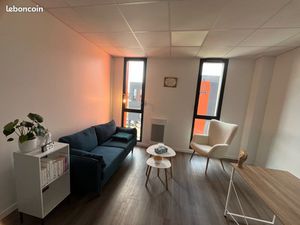 Cabinet à sous louer