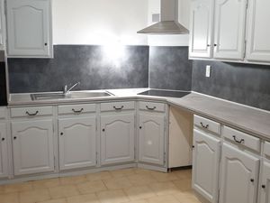 Maison de village 4 pièces – 108 m² habitables + garage 60 m² – Saint-Félix-de-Lodez (3472