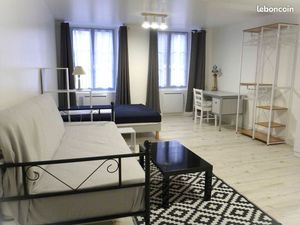 T1 meuble - 35 m2 - centre historique - proche gare et campus